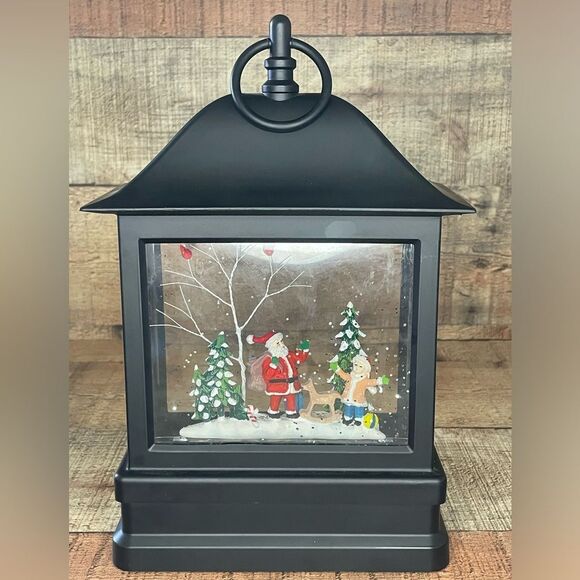 Winter Lane Musical Glitter Globe Lantern - Santa Scene Sold out on HSN!! EUC - Picture 2 of 9